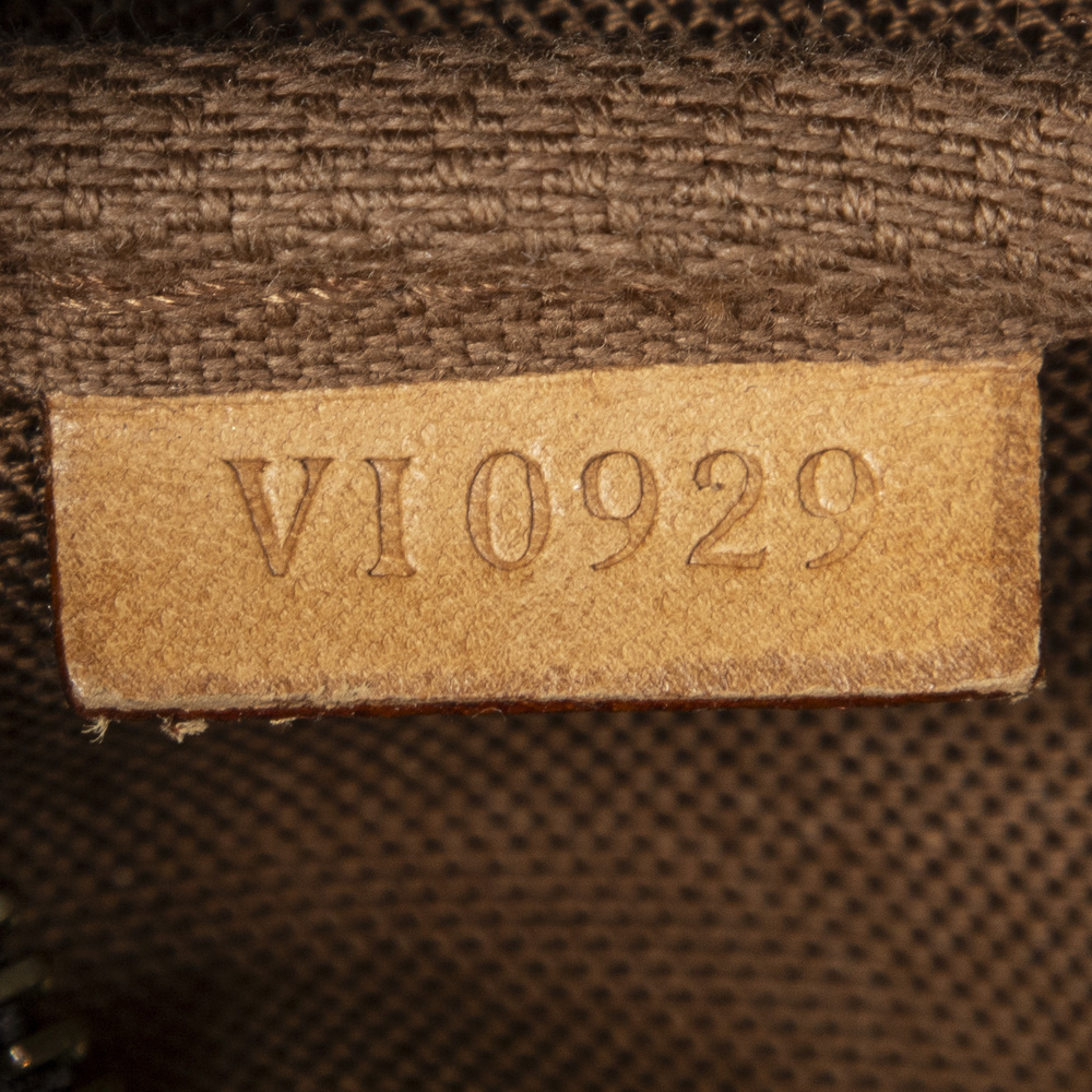 Louis Vuitton Pochette Accessoires - Picture 10 of 10